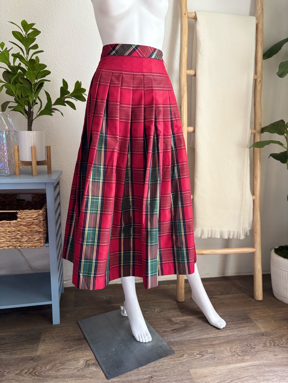 Talbots Red Tartan Pleated Midi Skirt - Picture 2 of 6
